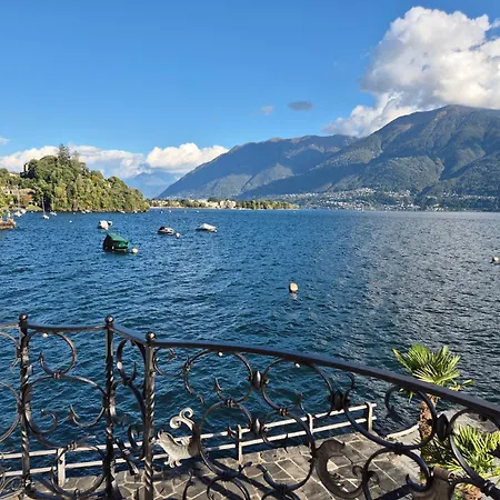 Seefront In - Maggiore, Ticino Villa *
