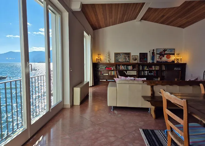 Willa Seefront In - Maggiore, Ticino