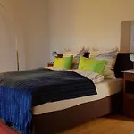 Seefront In - Maggiore, Ticino فيلة