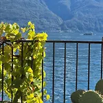 Seefront In - Maggiore, Ticino فيلة