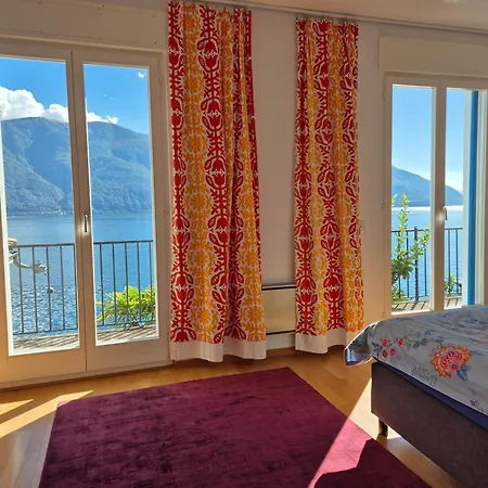 فيلة Seefront In - Maggiore, Ticino